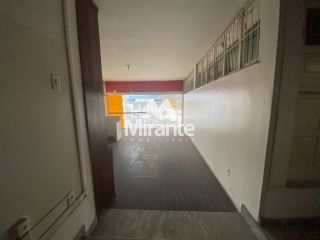 Casa Para Vender com 8 quartos no bairro Centro em Feira De Santana