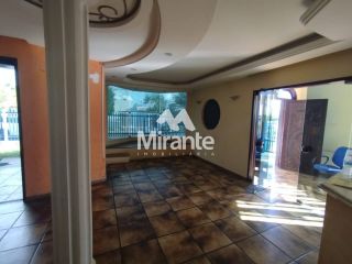 Casa Para Alugar com 6 quartos sendo 1 suítes no bairro Santa Mônica em Feira De Santana