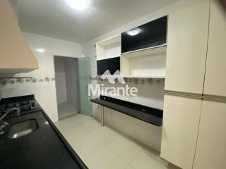 Casa de Condomínio Para Vender com 3 quartos sendo 1 suíte no bairro Sim em Feira De Santana