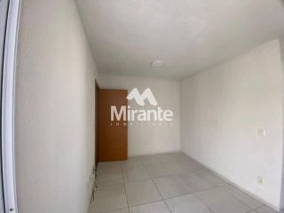 Apartamento Para Vender com 2 quartos no bairro Papagaio em Feira De Santana