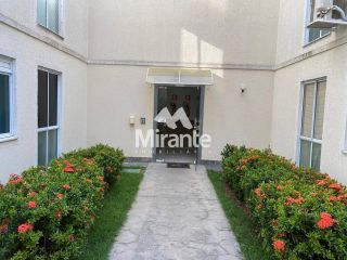 Apartamento Para Vender com 2 quartos no bairro Papagaio em Feira De Santana
