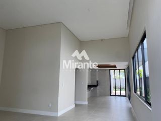 Casa de Condomínio Para Vender com 3 quartos sendo 3 suítes no bairro Registro em Feira De Santana