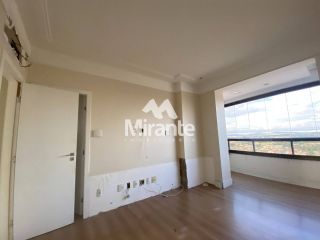 Apartamento Para Vender com 4 quartos sendo 4 suítes no bairro Santa Mônica em Feira De Santana
