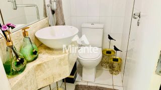 Casa de Condomínio Para Vender com 3 quartos sendo 3 suítes no bairro Santa Mônica em Feira De Santana