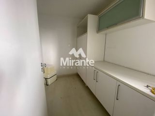 Apartamento Mobiliado Para Alugar com 3 quartos sendo 1 suítes no bairro Santa Mônica em Feira De Santana