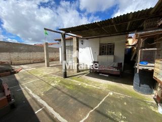 Casa Para Vender com 3 quartos no bairro Queimadinha em Feira De Santana