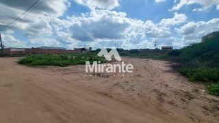 Lote / Terreno de Bairro Para Vender no bairro Papagaio em Feira De Santana