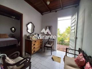 Casa Para Vender com 4 quartos no bairro Centro em Feira De Santana