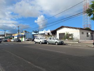 Casa Para Vender com 4 quartos no bairro Centro em Feira De Santana