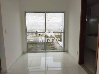 Casa de Condomínio Para Alugar com 2 quartos sendo 1 suíte no bairro Santo Antônio dos Prazeres em Feira De Santana