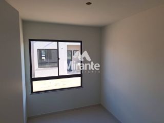 Casa de Condomínio Para Vender com 3 quartos 1 suíte no bairro Papagaio em Feira De Santana