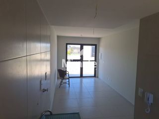 Casa de Condomínio Para Vender com 3 quartos 1 suíte no bairro Papagaio em Feira De Santana