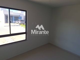 Casa de Condomínio Para Vender com 3 quartos 1 suíte no bairro Papagaio em Feira De Santana