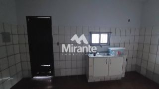 Casa Para Vender com 3 quartos 1 suítes no bairro Feira X em Feira De Santana