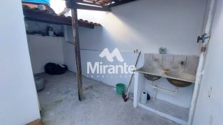 Casa Para Vender com 3 quartos 1 suítes no bairro Feira X em Feira De Santana