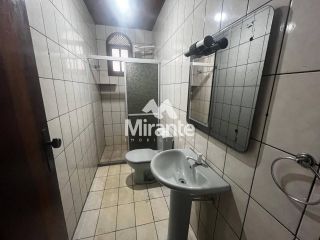 Casa Para Aluguel com 6 quartos sendo 1 suíte no bairro Sobradinho em Feira De Santana