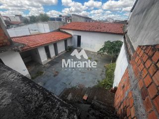Casa Para Aluguel com 6 quartos sendo 1 suíte no bairro Sobradinho em Feira De Santana