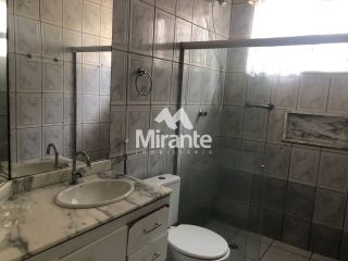 Casa de Condomínio Para Vender com 2 quartos sendo 2 suítes no bairro Santa Mônica II em Feira De Santana
