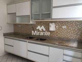 Casa de Condomínio Para Vender com 2 quartos sendo 2 suítes no bairro Santa Mônica II em Feira De Santana