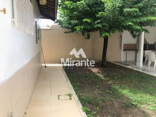 Casa de Condomínio Para Vender com 2 quartos sendo 2 suítes no bairro Santa Mônica II em Feira De Santana