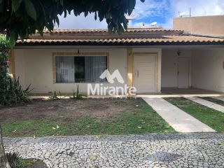 Casa de Condomínio Para Vender com 2 quartos sendo 2 suítes no bairro Santa Mônica II em Feira De Santana