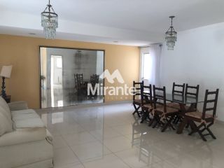 Casa de Condomínio Para Vender com 2 quartos sendo 2 suítes no bairro Santa Mônica II em Feira De Santana