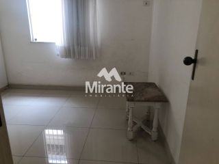 Casa de Condomínio Para Vender com 2 quartos sendo 2 suítes no bairro Santa Mônica II em Feira De Santana