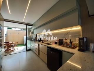 Casa Para Vender com 3 quartos 1 suíte no bairro Brasília em Feira De Santana