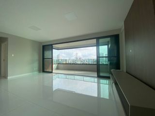 Apartamento Para Vender com 3 quartos sendo 1 suíte no bairro Santa Mônica em Feira De Santana