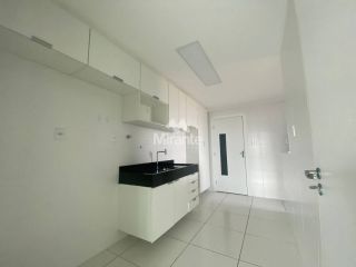 Apartamento Para Vender com 3 quartos sendo 1 suíte no bairro Santa Mônica em Feira De Santana