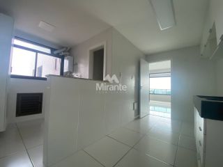 Apartamento Para Vender com 3 quartos sendo 1 suíte no bairro Santa Mônica em Feira De Santana