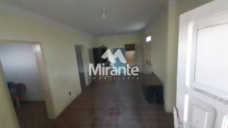 Casa Para Vender com 3 quartos 1 suíte no bairro Ponto Central em Feira De Santana