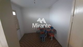 Casa Para Vender com 3 quartos 1 suíte no bairro Ponto Central em Feira De Santana