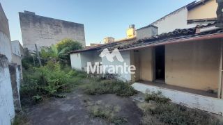 Casa Para Vender com 3 quartos 1 suíte no bairro Ponto Central em Feira De Santana
