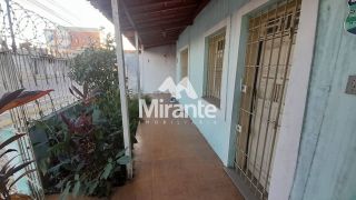 Casa Para Vender com 3 quartos 1 suíte no bairro Ponto Central em Feira De Santana