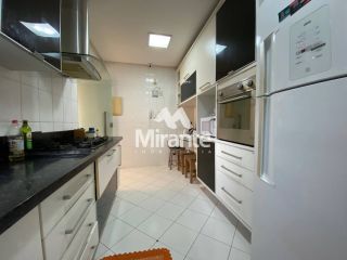 Apartamento Mobiliado Para Alugar com 3 quartos sendo 3 suítes no bairro Santa Mônica em Feira De Santana