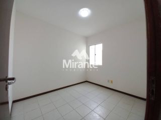 Casa de Condomínio Para Alugar com 3 quartos 1 suíte no bairro Lagoa Salgada em Feira De Santana