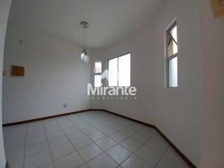 Casa de Condomínio Para Alugar com 3 quartos 1 suíte no bairro Lagoa Salgada em Feira De Santana