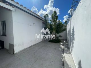 Casa de Condomínio Para Vender com 2 quartos sendo 1 suíte no bairro Registro em Feira De Santana