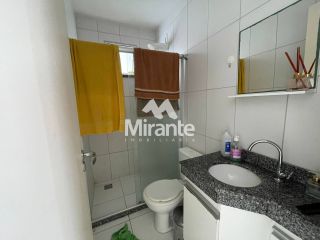 Casa de Condomínio Para Vender com 2 quartos sendo 1 suíte no bairro Registro em Feira De Santana