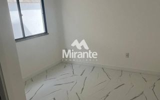 Casa de Condomínio Para Alugar com 2 quartos sendo 1 suíte no bairro Chaparral em Feira De Santana