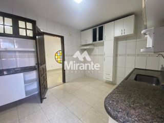 Casa Para Vender com 5 quartos sendo 1 suítes no bairro Capuchinhos em Feira De Santana