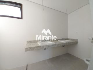 Apartamento Para Vender com 3 quartos 3 suítes no bairro Santa Mônica em Feira De Santana