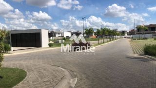Lote / Terreno de Condomínio Para Vender no bairro Sim em Feira De Santana