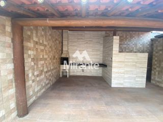 Casa Para Alugar com 3 quartos sendo 1 suíte no bairro Muchila I em Feira De Santana