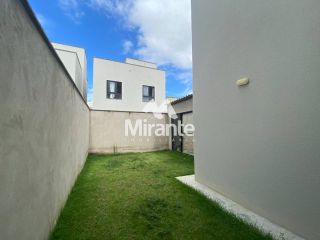 Casa de Condomínio Para Vender com 3 quartos sendo 1 suíte no bairro Sim em Feira De Santana