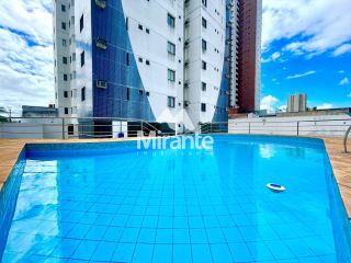Apartamento Para Vender com 4 quartos sendo 2 suítes no bairro Santa Mônica em Feira De Santana