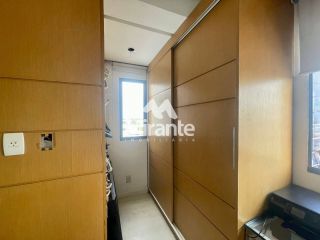 Apartamento Para Vender com 4 quartos sendo 2 suítes no bairro Santa Mônica em Feira De Santana