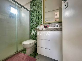 Apartamento Para Vender com 4 quartos sendo 2 suítes no bairro Santa Mônica em Feira De Santana
