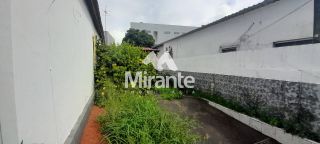 Casa Para Vender com 4 quartos no bairro Centro em Feira De Santana